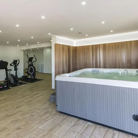 Grande A Porto-vecchio Avec Piscine, Jacuzzi, Sauna & Fitness - Vue Mer *
