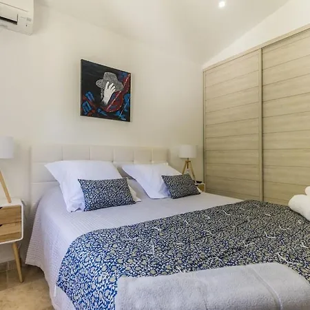 Villa Grande A Porto-vecchio Avec Piscine, Jacuzzi, Sauna & Fitness - Vue Mer *