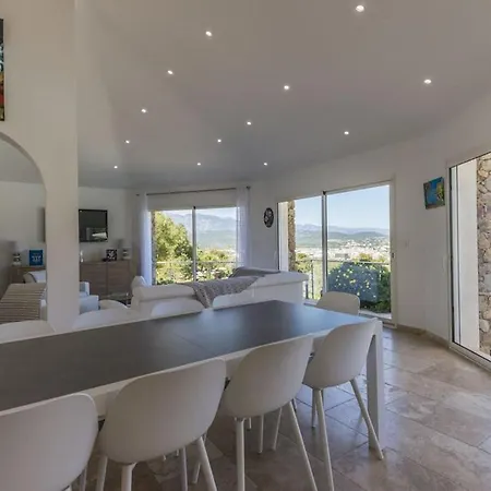 Grande A Porto-vecchio Avec Piscine, Jacuzzi, Sauna & Fitness - Vue Mer Porto-Vecchio (Corsica)